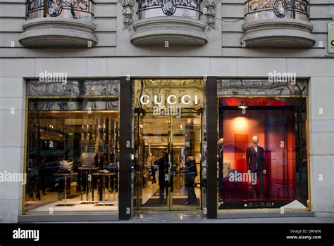 gucci boutiques paris|gucci paris outlet.